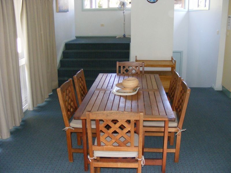 18 Cardwell Street, Arakoon NSW 2431