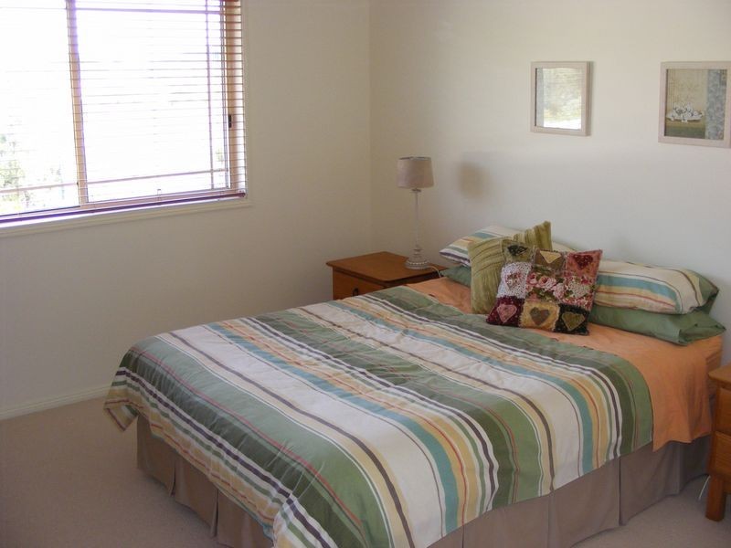 36 Athol Elliott Place, South West Rocks NSW 2431