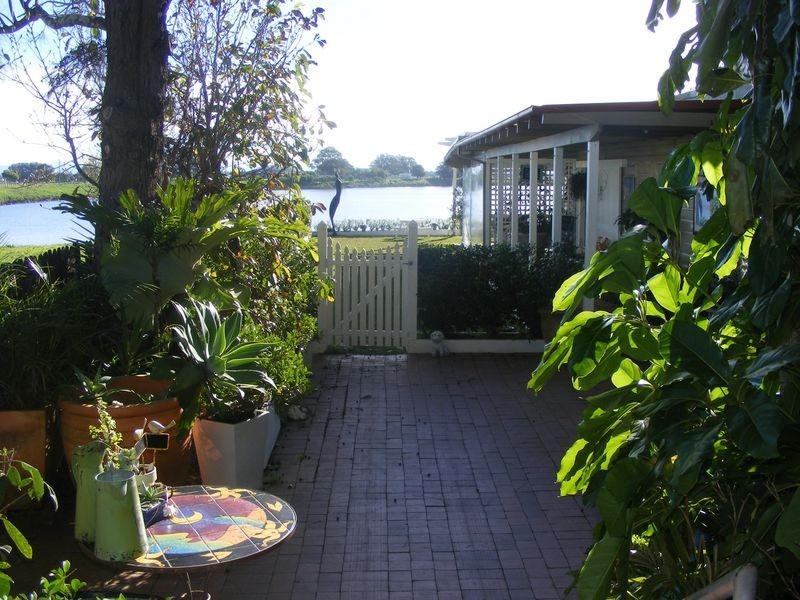 8 Kinchela Street, Gladstone NSW 2440