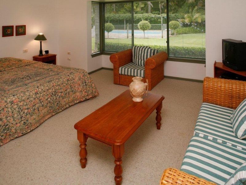 1 Burrawong Drive, South West Rocks NSW 2431