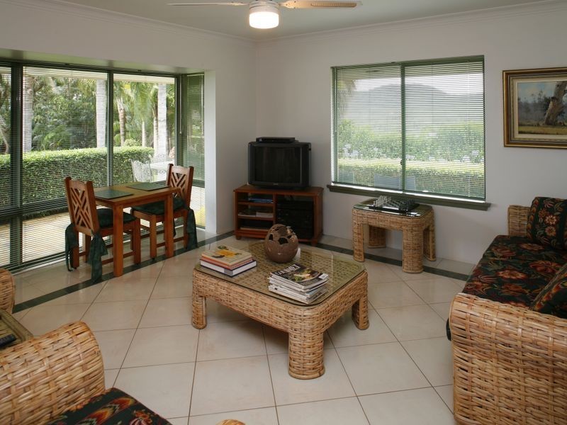 1 Burrawong Drive, South West Rocks NSW 2431