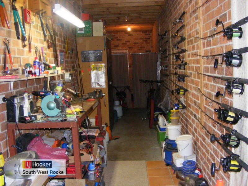 11 Dolphin Crescent, South West Rocks NSW 2431