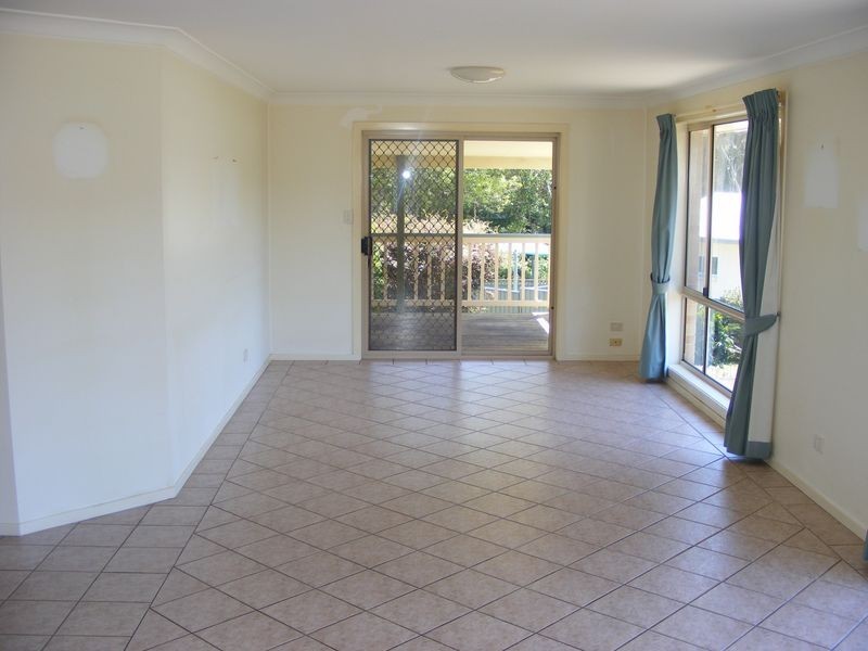 8 Newton Close, South West Rocks NSW 2431