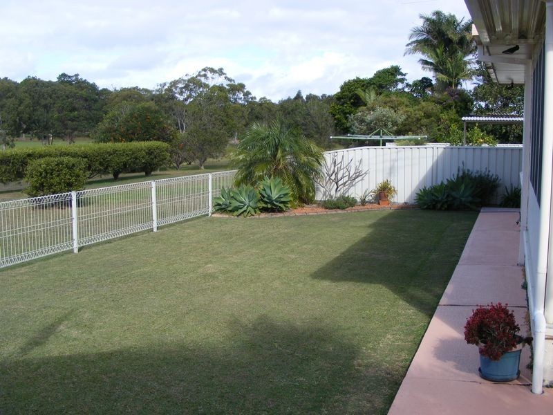 14 Oxley Place, South West Rocks NSW 2431