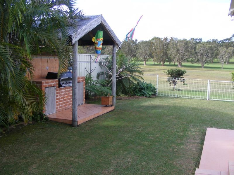 14 Oxley Place, South West Rocks NSW 2431