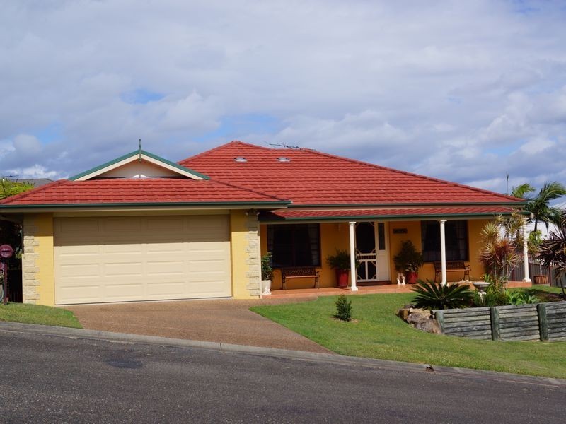 24 Salmon Circuit, South West Rocks NSW 2431