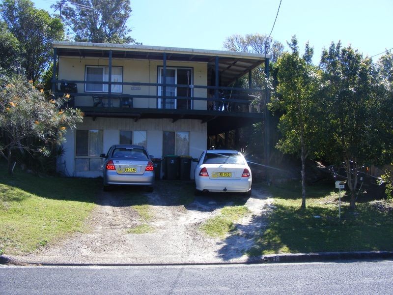 18 Currawong Cr, South West Rocks NSW 2431