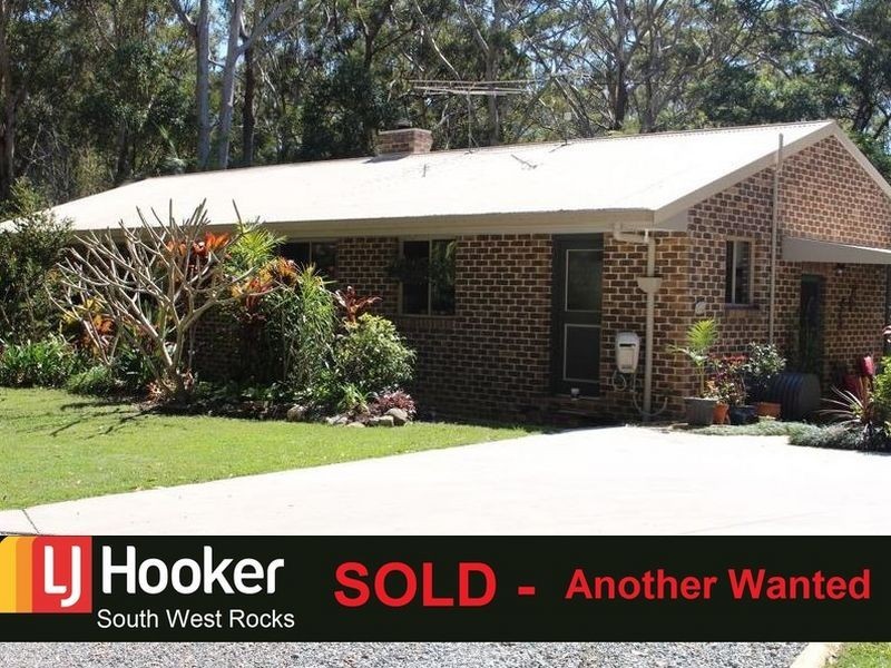 34 Ferntree Close, Arakoon NSW 2431