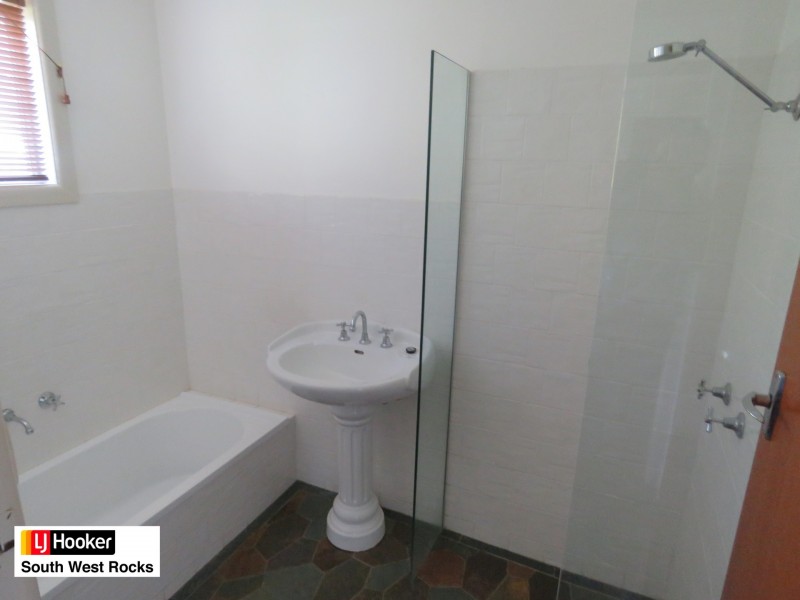 8 Hill Street, South West Rocks NSW 2431