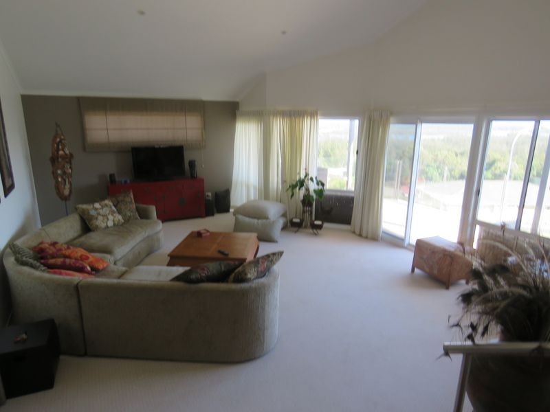 14 Salmon Circuit, South West Rocks NSW 2431