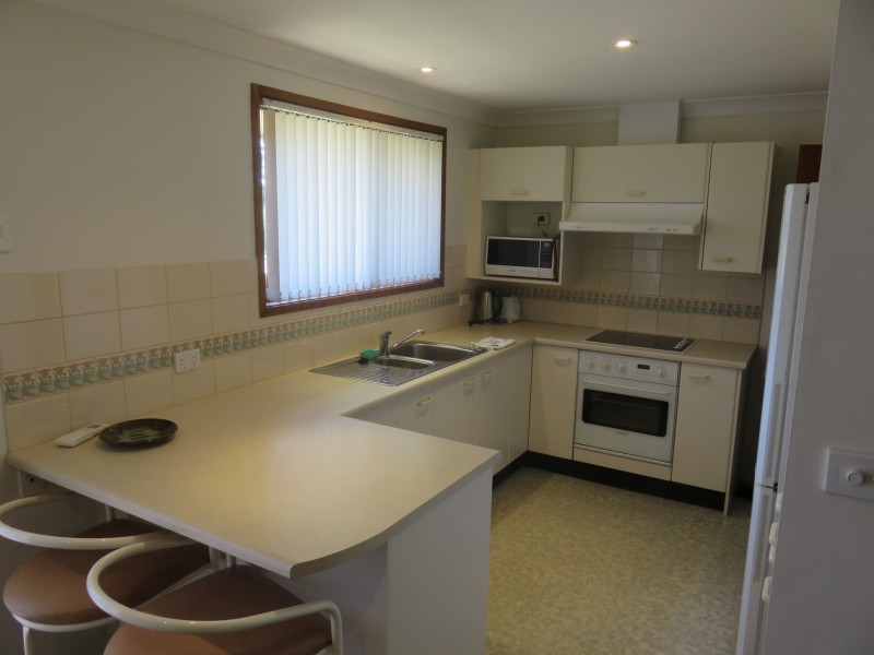 11 Currawong Crescent, South West Rocks NSW 2431