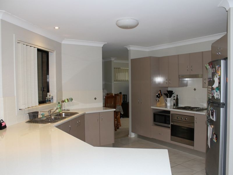 26 Steve Eagleton Dr, South West Rocks NSW 2431