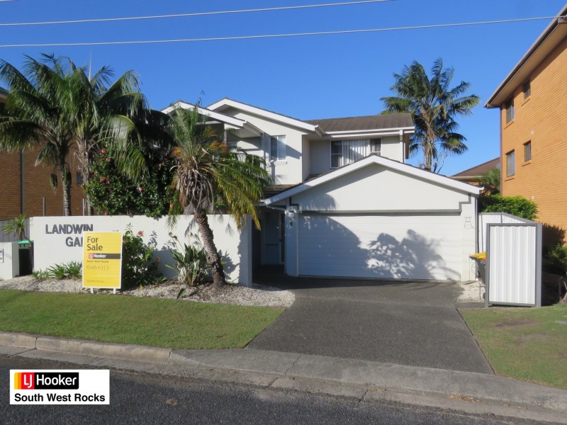 1/3 Landsborough Street, South West Rocks NSW 2431