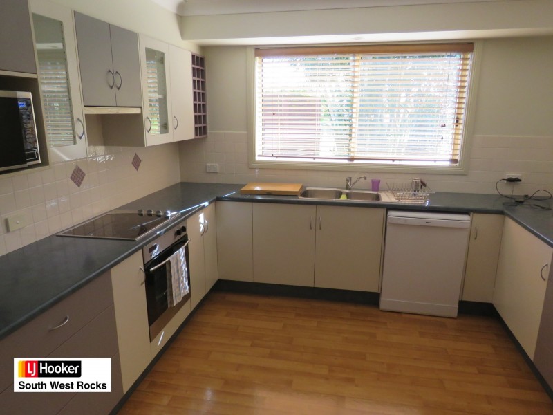 3 Sanders Place, South West Rocks NSW 2431