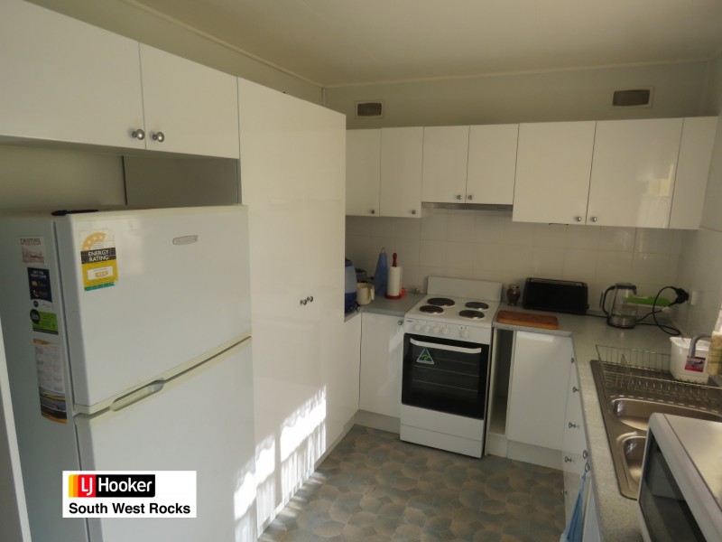 Unit 1 & Unit 2/27 Arthur Street, South West Rocks NSW 2431