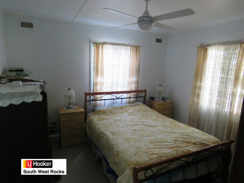 Unit 1 & Unit 2/27 Arthur Street, South West Rocks NSW 2431