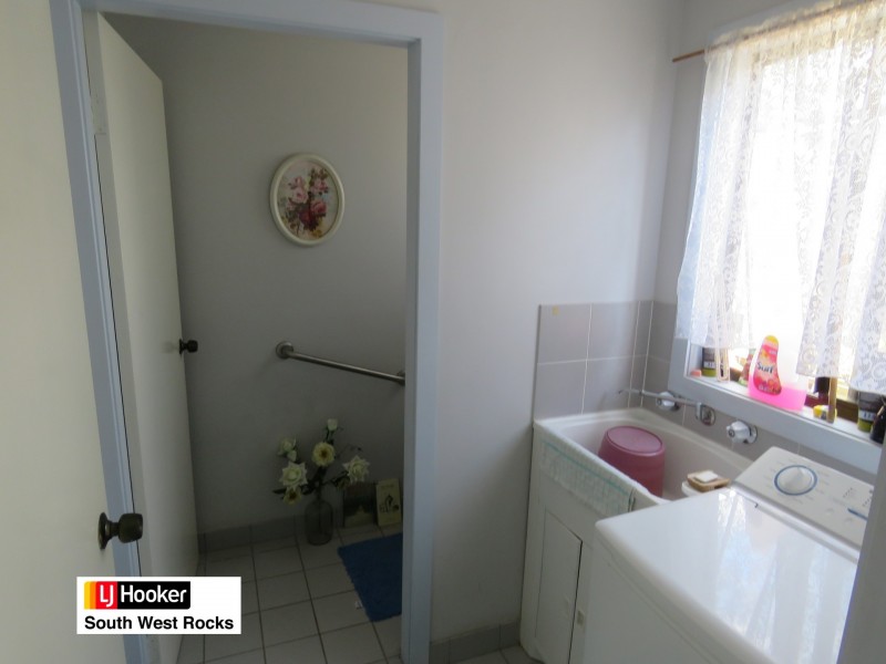 Unit 1 & Unit 2/27 Arthur Street, South West Rocks NSW 2431