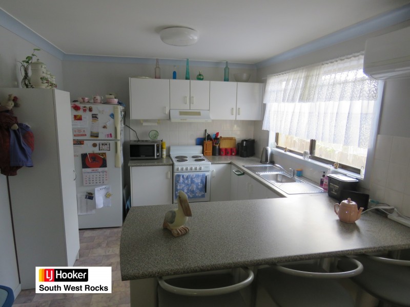 Unit 1 & Unit 2/27 Arthur Street, South West Rocks NSW 2431