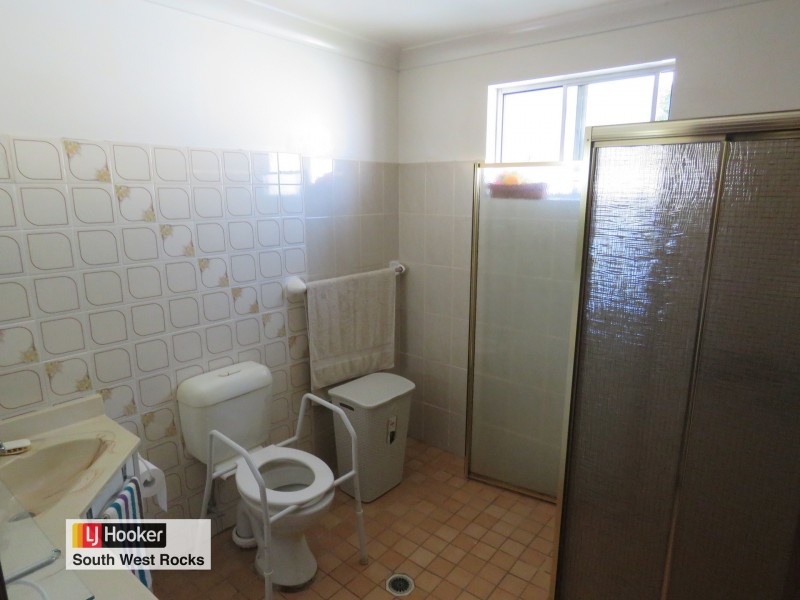 4 Bruce Field Street, South West Rocks NSW 2431