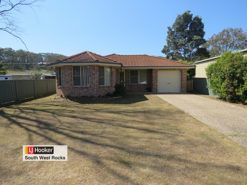 21 Herbert Appleby Circuit, South West Rocks NSW 2431