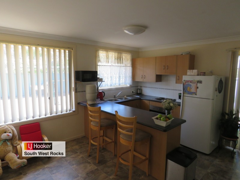 21 Herbert Appleby Circuit, South West Rocks NSW 2431