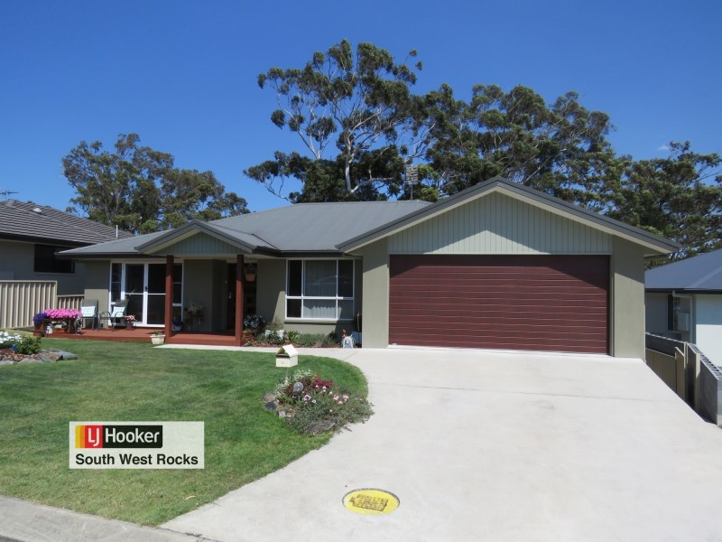 12 Yulgilbar Place, South West Rocks NSW 2431