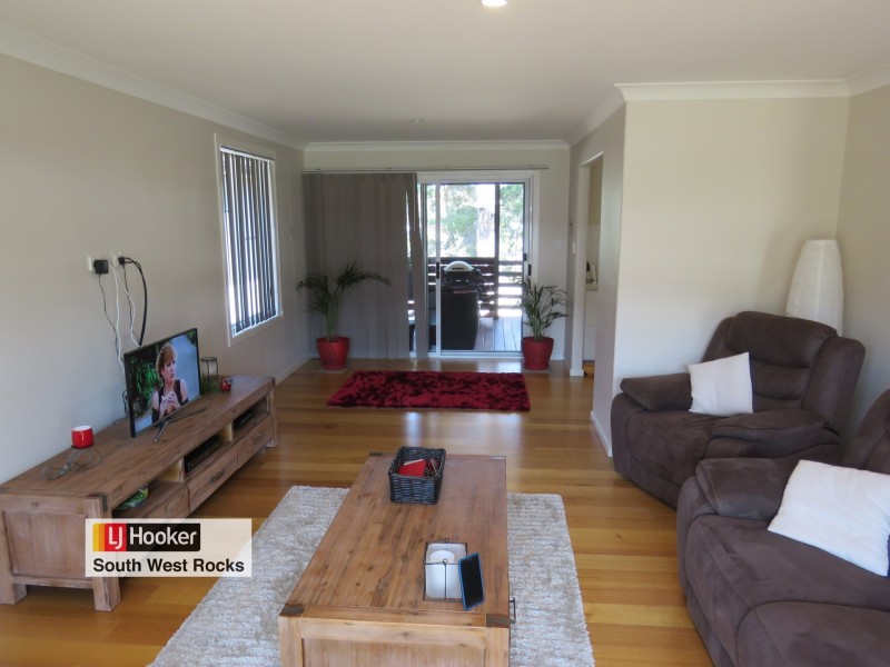 12 Yulgilbar Place, South West Rocks NSW 2431