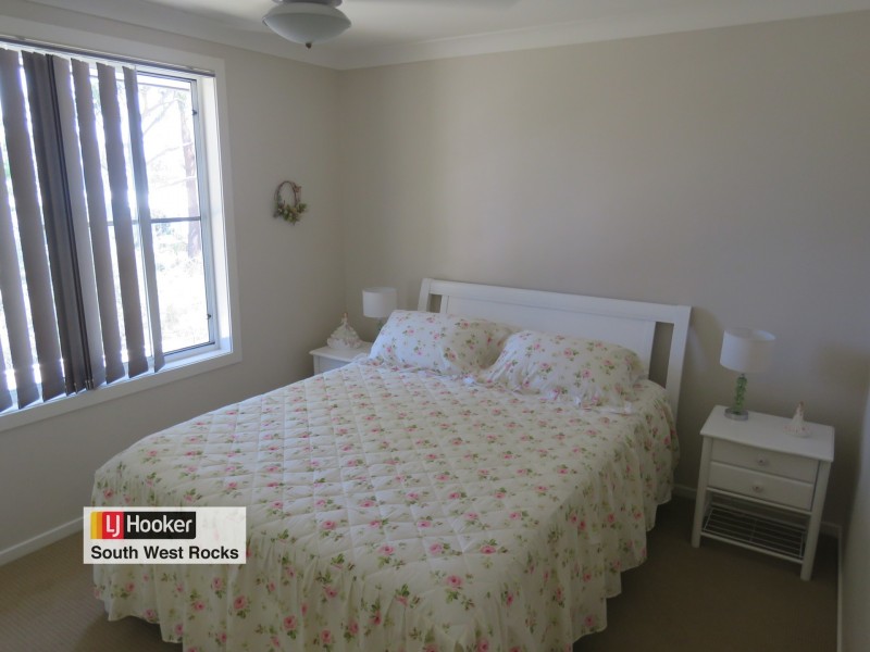 12 Yulgilbar Place, South West Rocks NSW 2431