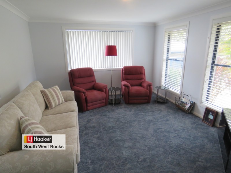 45 Dennis Crescent, South West Rocks NSW 2431
