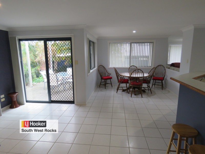 45 Dennis Crescent, South West Rocks NSW 2431
