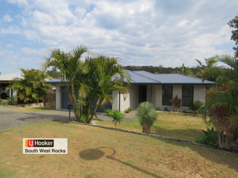 45 Dennis Crescent, South West Rocks NSW 2431