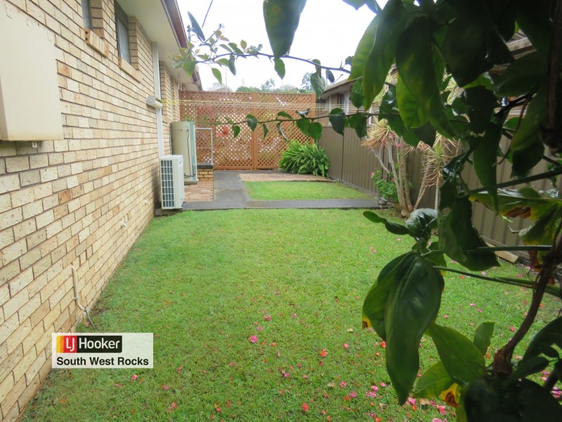 2/1 Michael Place, South West Rocks NSW 2431