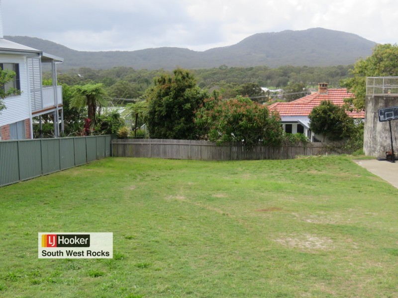 10 Seaview Street, South West Rocks NSW 2431