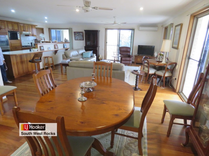 61 Ocean Street, South West Rocks NSW 2431