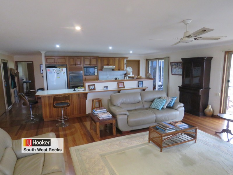 61 Ocean Street, South West Rocks NSW 2431