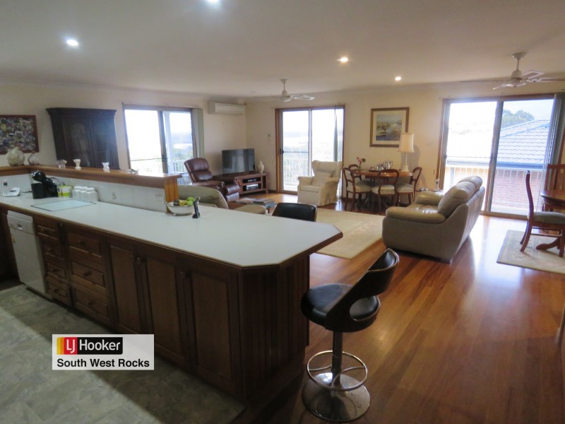 61 Ocean Street, South West Rocks NSW 2431