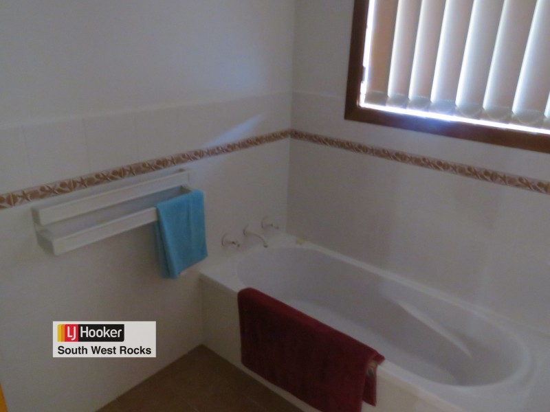 1/37 Delmer Close, South West Rocks NSW 2431