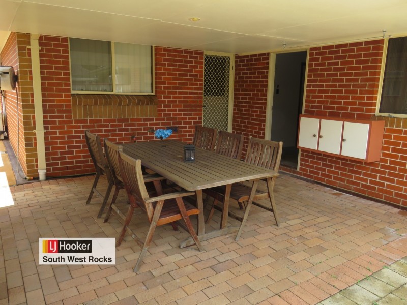 1/37 Delmer Close, South West Rocks NSW 2431