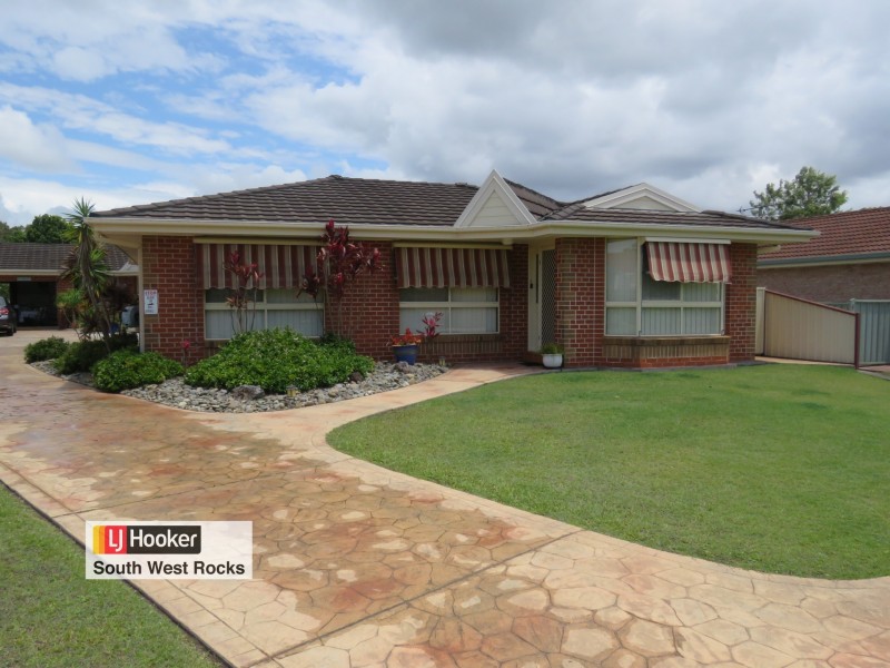 1/37 Delmer Close, South West Rocks NSW 2431