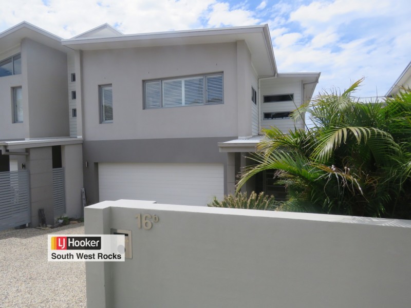 16B McIntyre Street, South West Rocks NSW 2431
