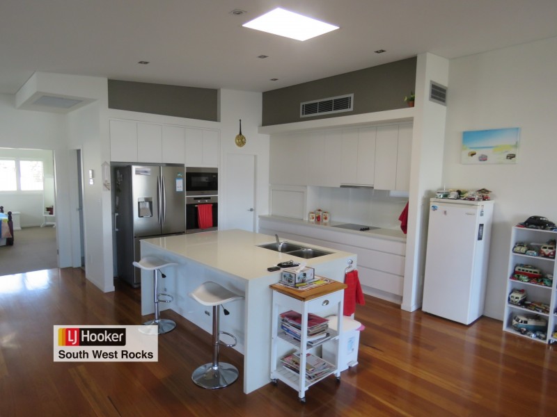 16B McIntyre Street, South West Rocks NSW 2431