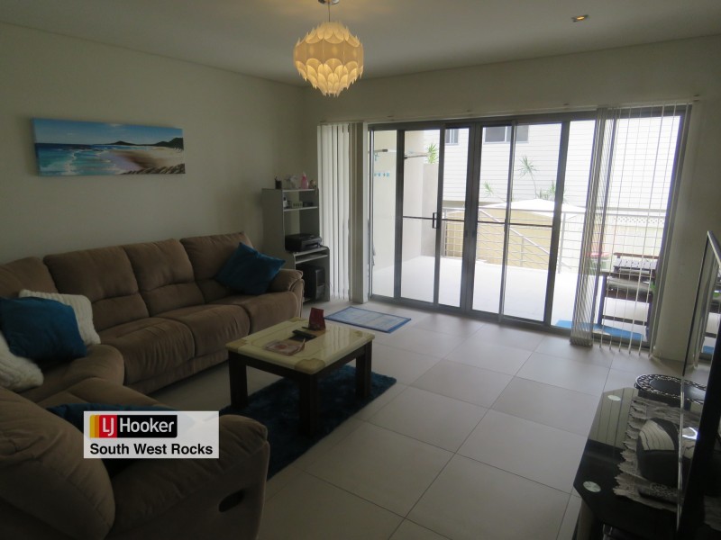 16B McIntyre Street, South West Rocks NSW 2431