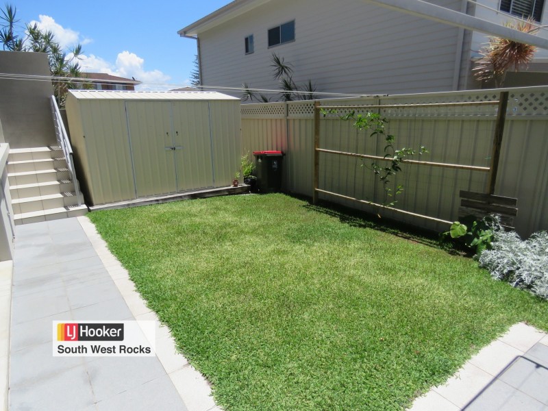 16B McIntyre Street, South West Rocks NSW 2431