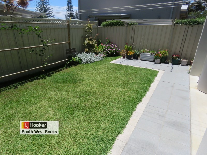 16B McIntyre Street, South West Rocks NSW 2431