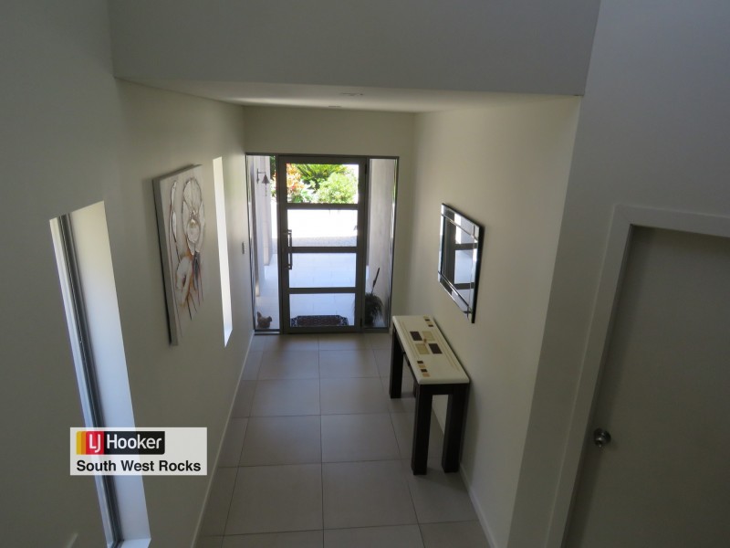 16B McIntyre Street, South West Rocks NSW 2431