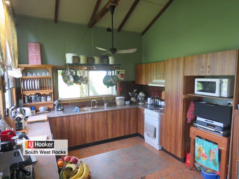 175 Menarcobrinni Lane, Clybucca NSW 2440