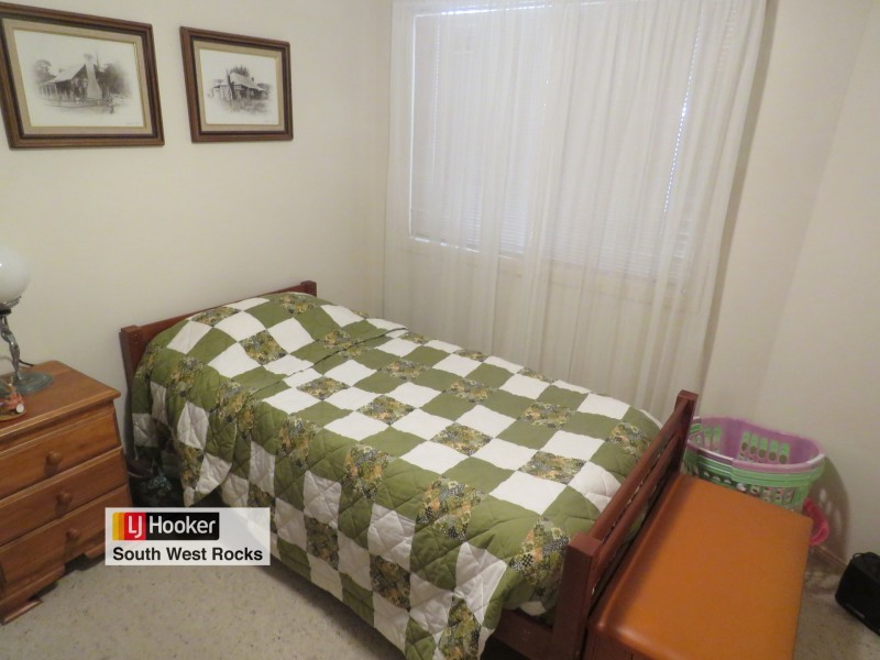 14 Rafferty Crescent, South West Rocks NSW 2431