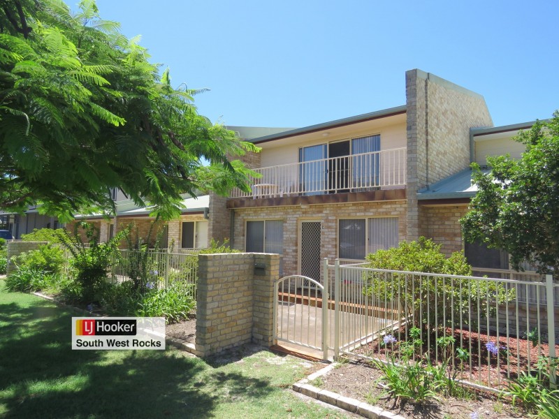 3/42-44 McIntyre Street, South West Rocks NSW 2431