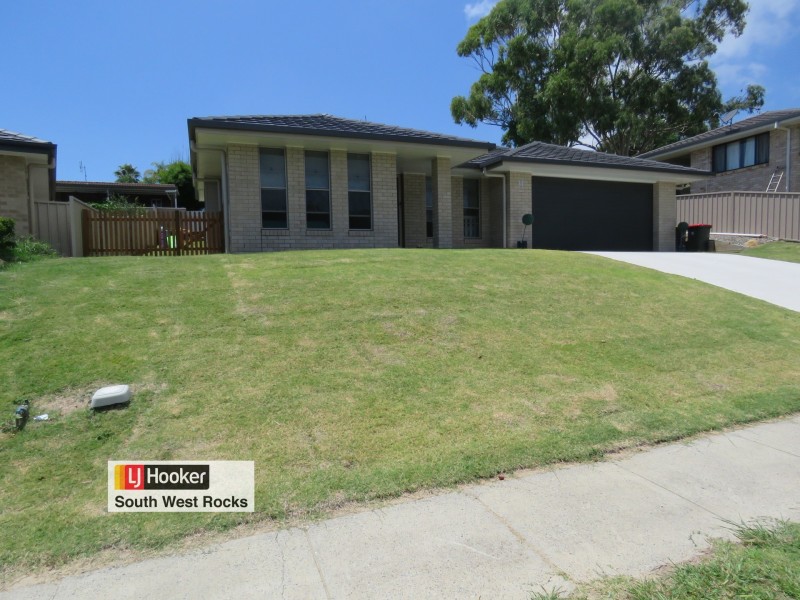11 Rippon Place, South West Rocks NSW 2431