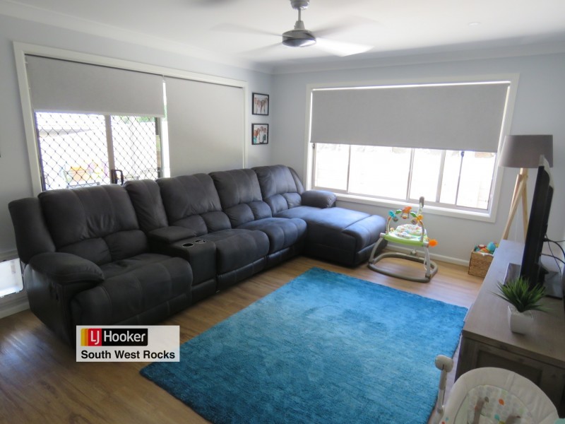 11 Rippon Place, South West Rocks NSW 2431